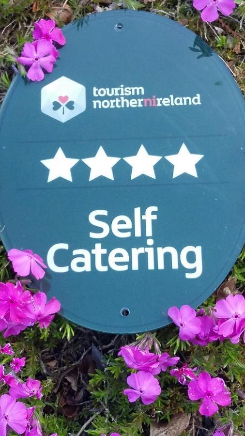 Moyola River Cottage Magherafelt Eksteriør bilde